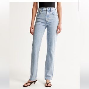 Abercrombie and Fitch Ultra High Rise 90s Jeans in Light
